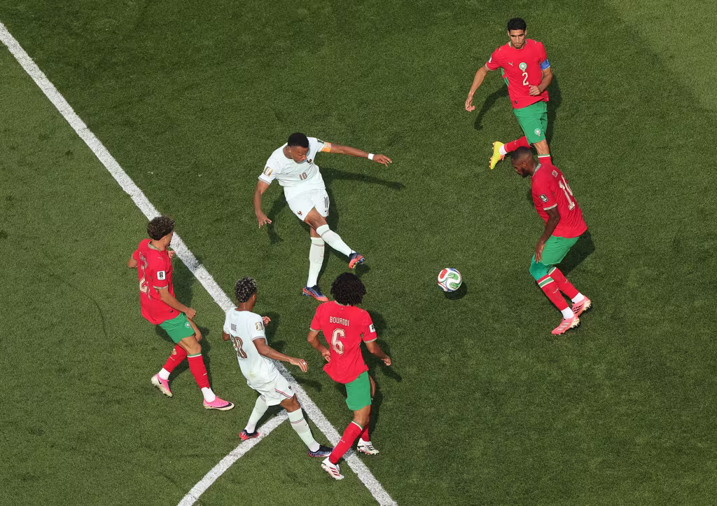 França é a primeira semifinalista da Copa após 2 a 0 sobre Marrocos